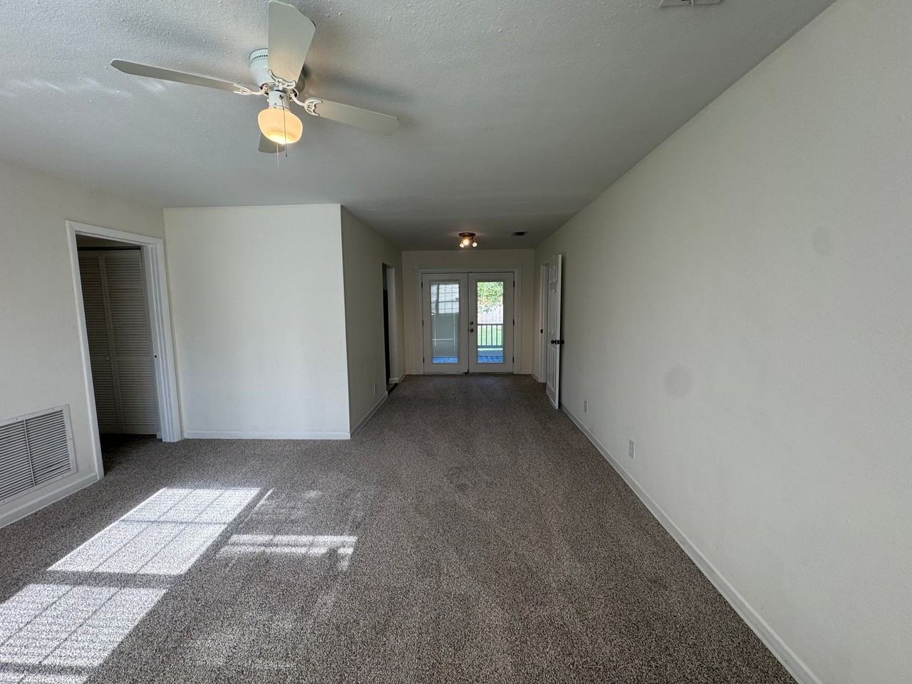 1906 Sprinkle Dr - Photo 7 of 16
