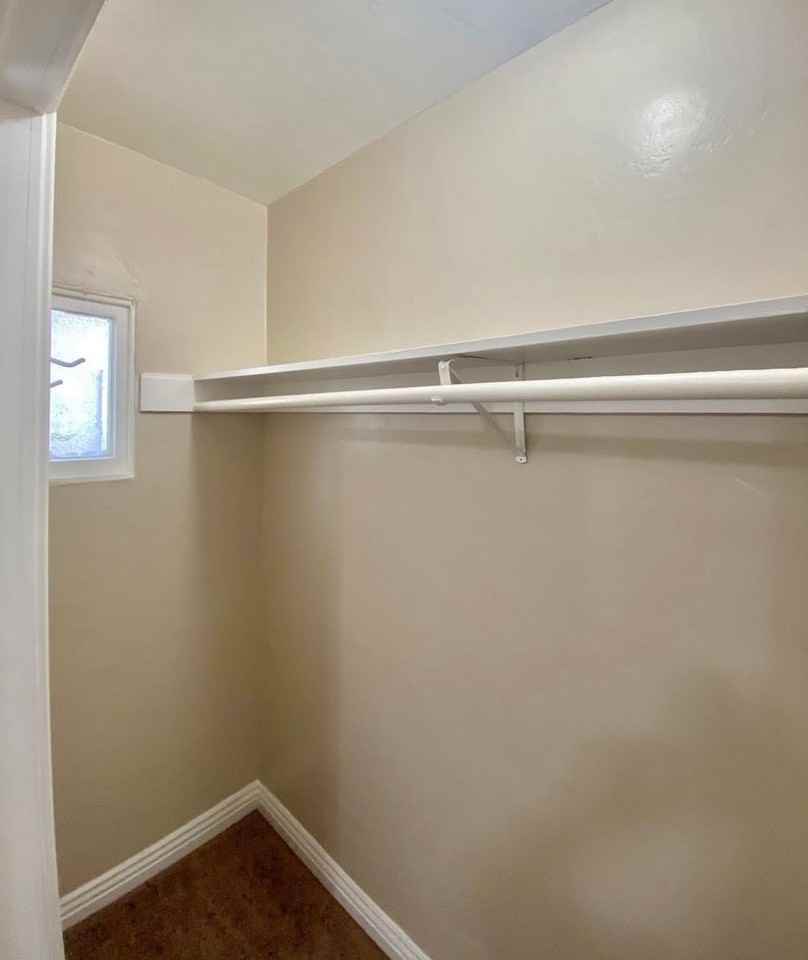 2712 Cutting Blvd - Photo 4 of 13