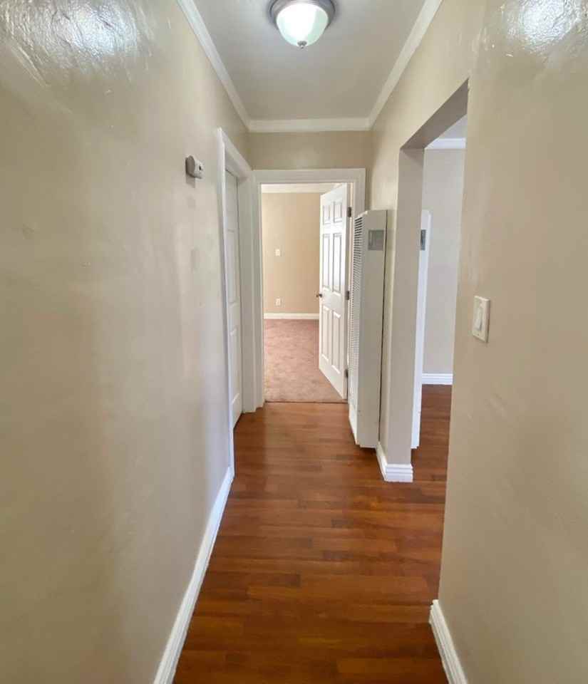 2712 Cutting Blvd - Photo 7 of 13