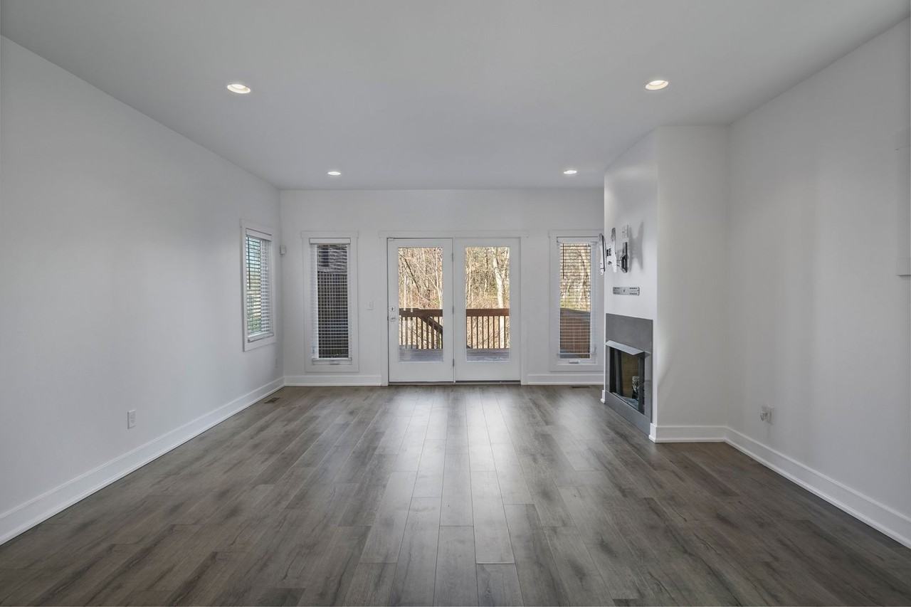1811 Cahal Ave - Photo 5 of 31