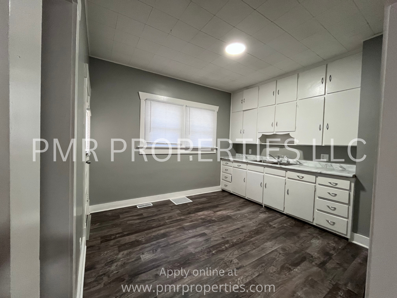 3818 Terrace Ave - Photo 3 of 22