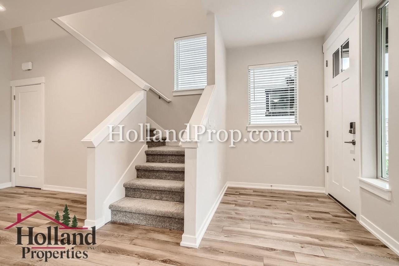 8126 Se Reddington St - Photo 4 of 29