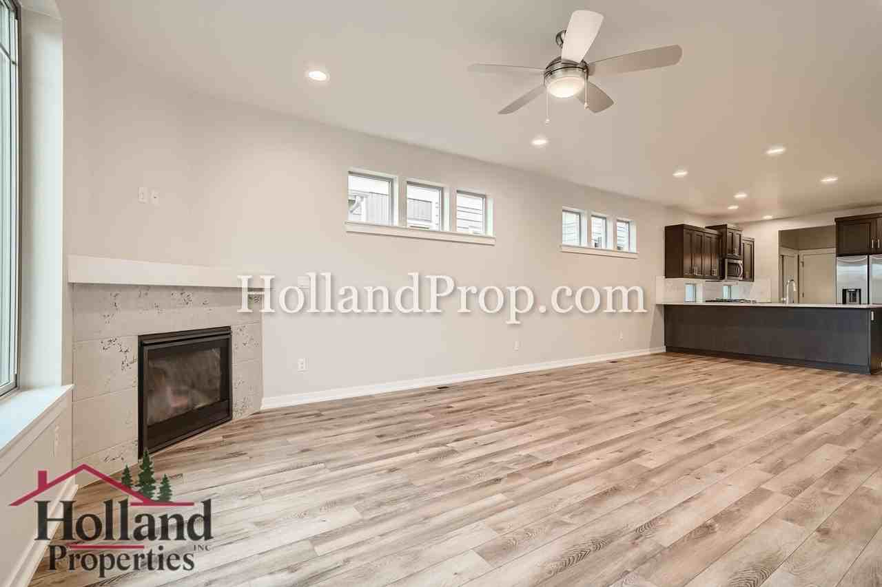 8126 Se Reddington St - Photo 6 of 29