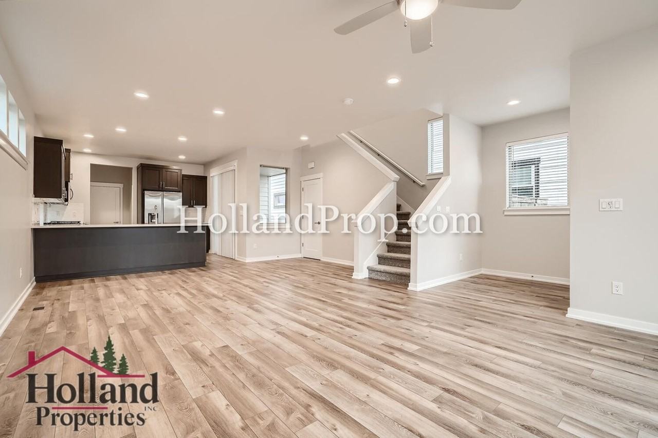 8126 Se Reddington St - Photo 7 of 29