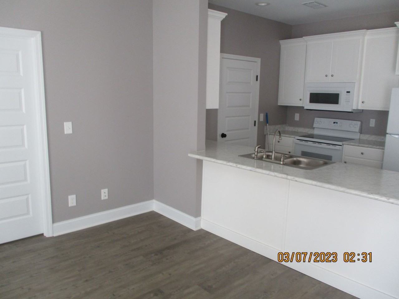 110 Twelve Oaks Ct - Photo 4 of 10