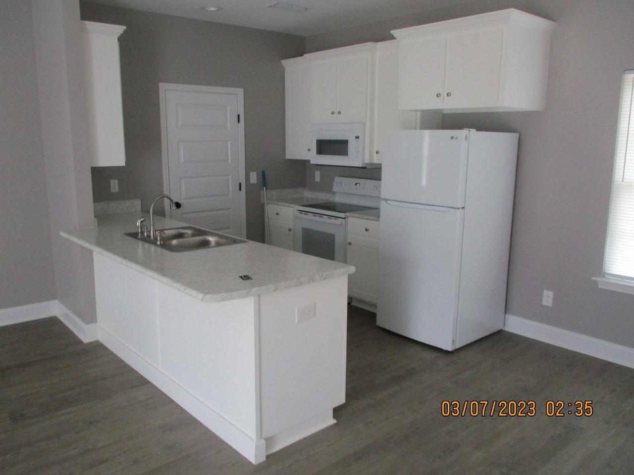 110 Twelve Oaks Ct - Photo 5 of 10