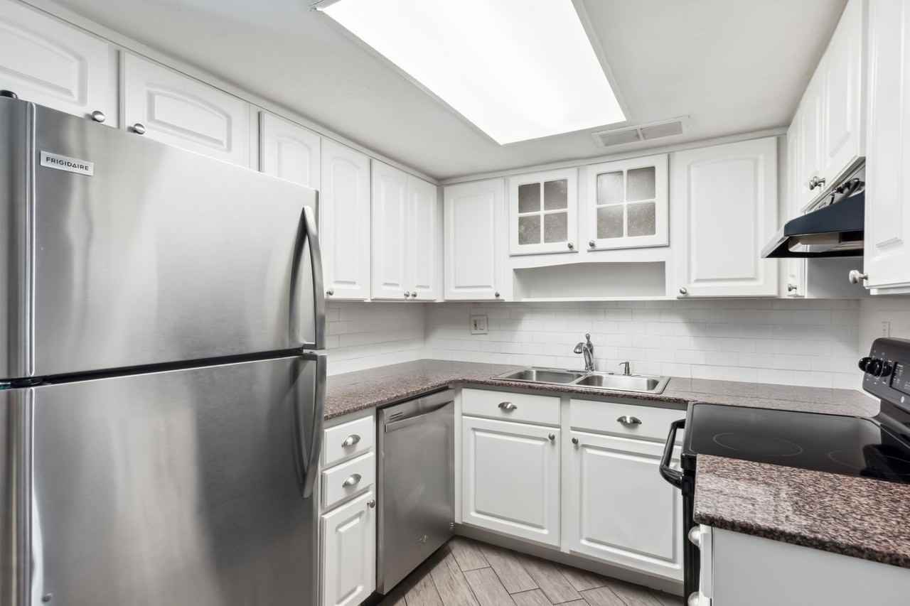 4609 W North B St #111 - Photo 4 of 50