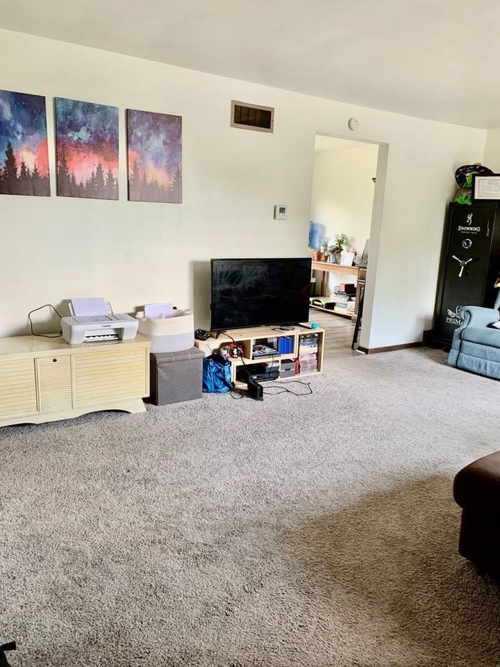 427 Manor Road - Photo 2 of 48
