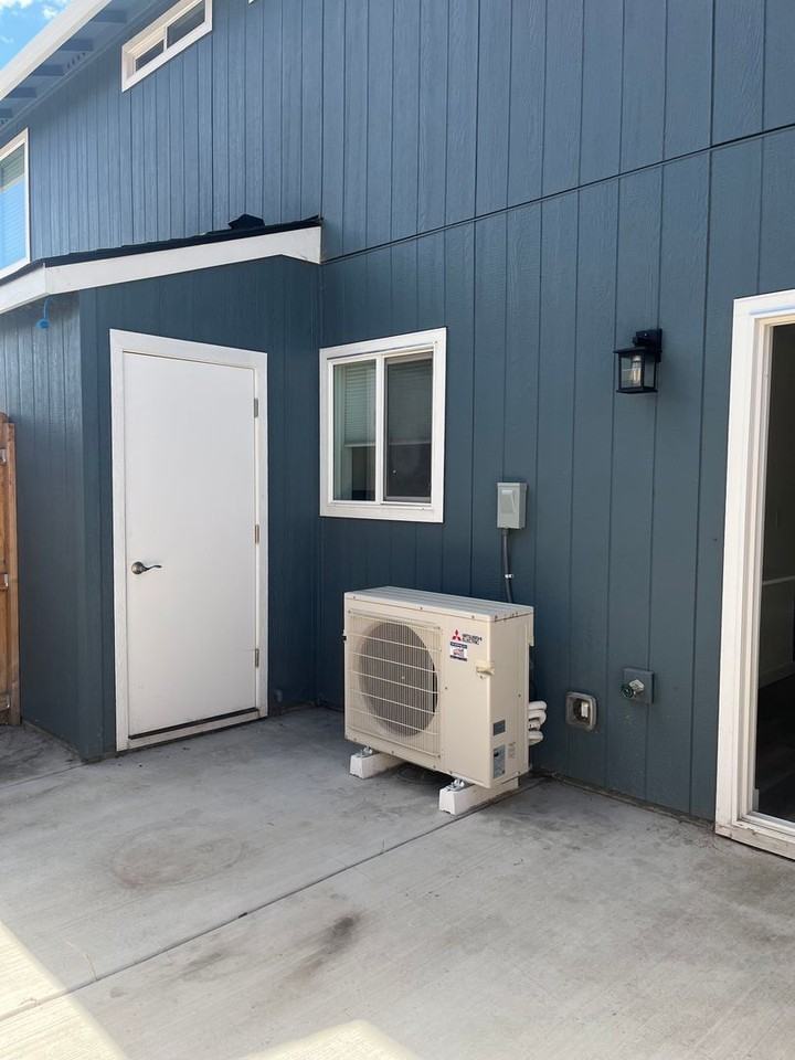 168 Northridge Ter - Photo 2 of 16