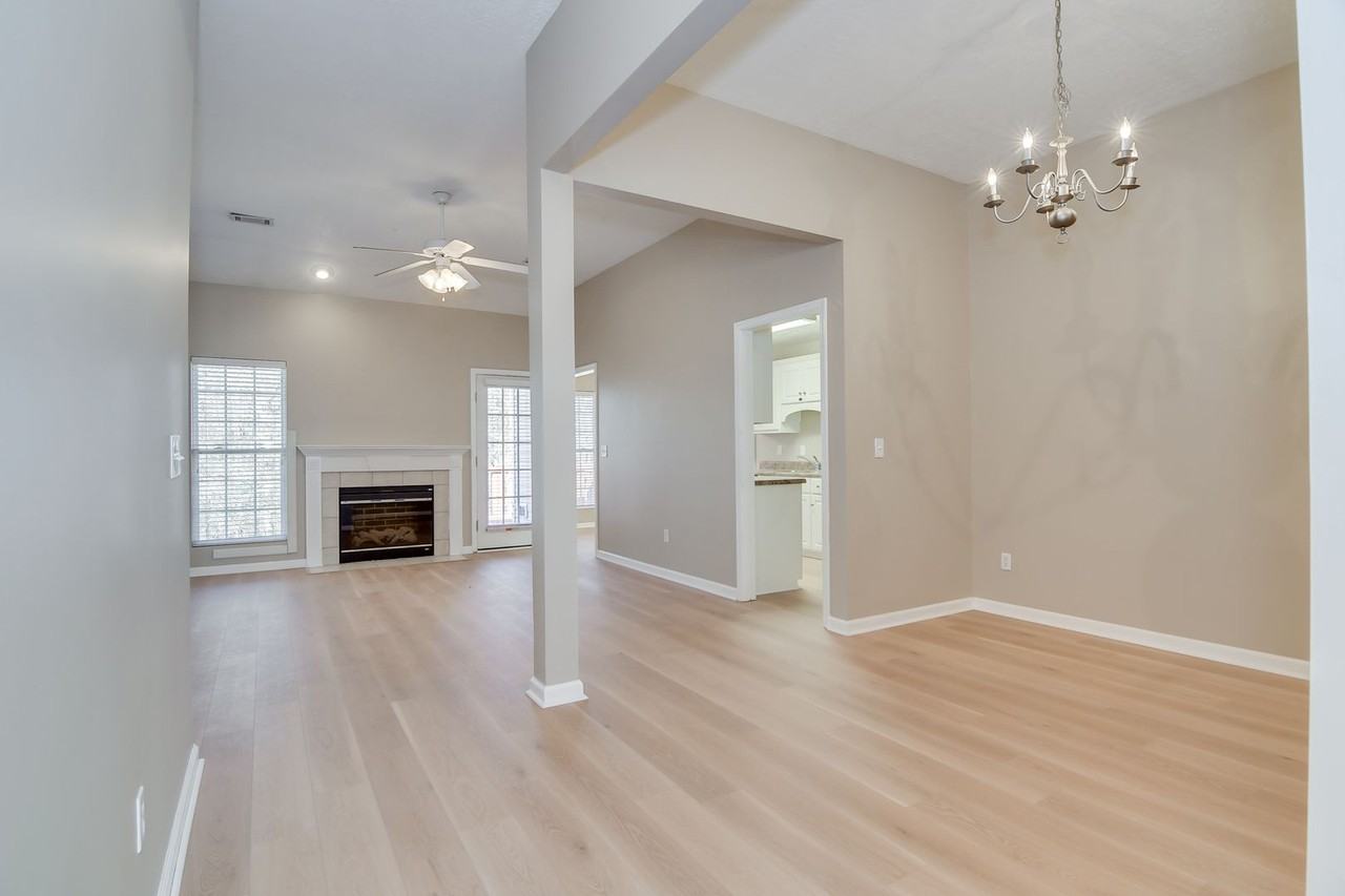 539 Stirling Bridge Rd - Photo 6 of 35