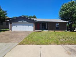 featured image of 1345 Columbia Cir