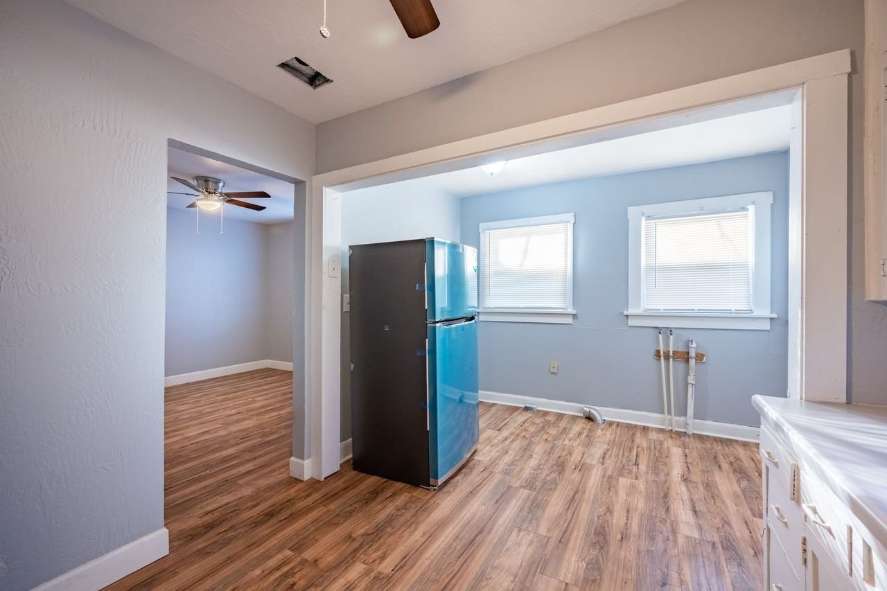 1212 SW 9th - Photo 5 of 21