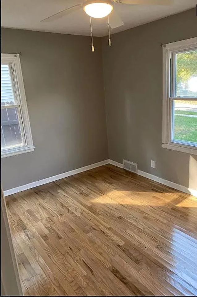 6539 Binney St - Photo 6 of 7