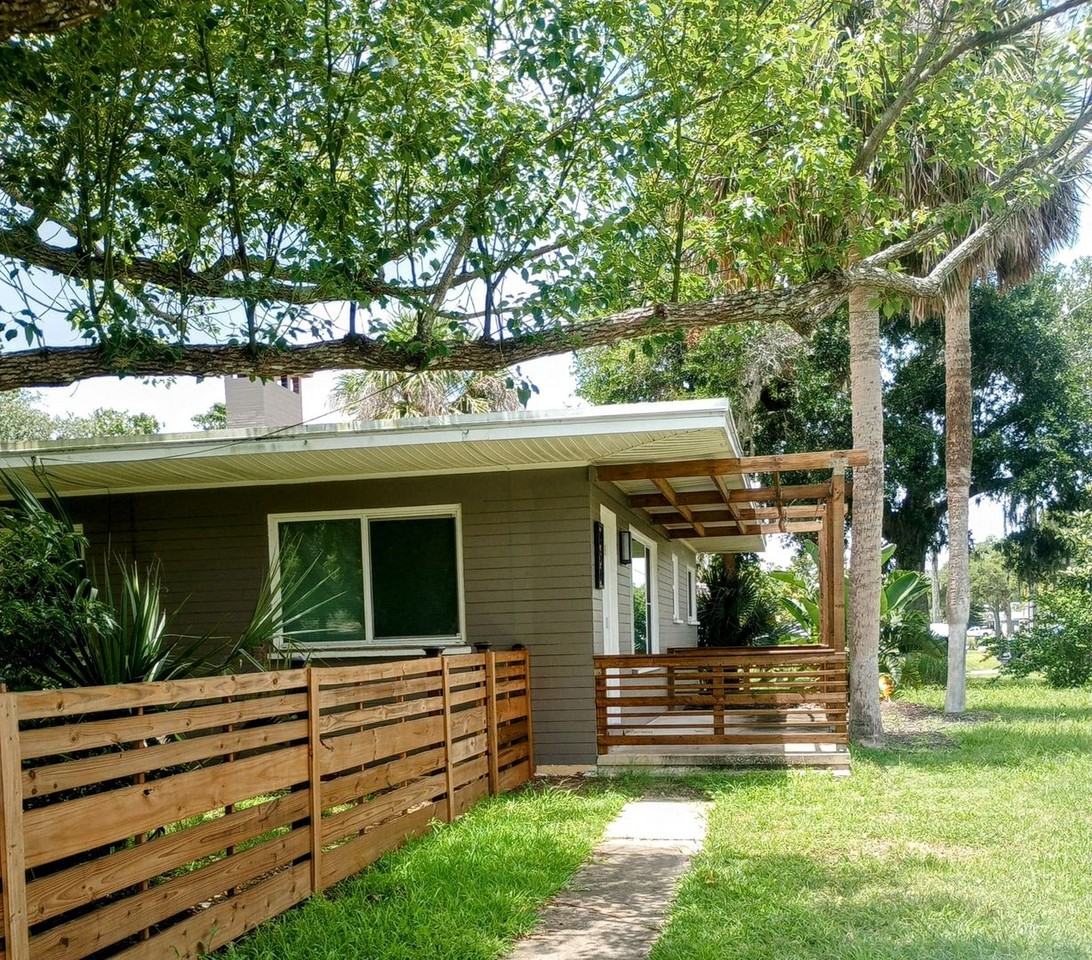 450 Mcintosh Rd - Photo 2 of 12