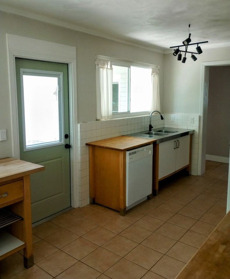 450 Mcintosh Rd - Photo 7 of 12