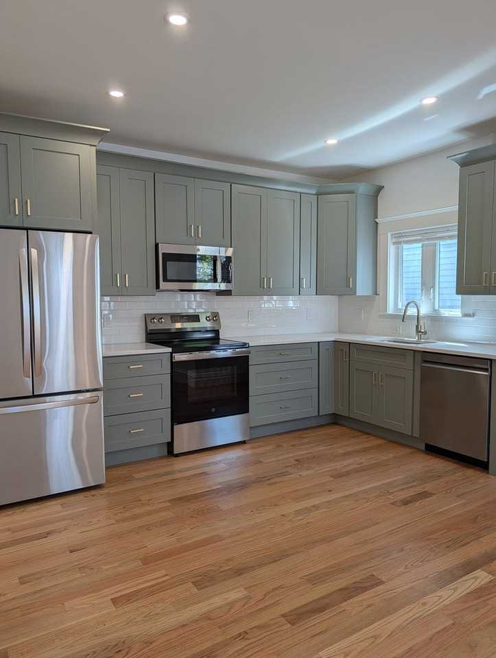 56 Bakersfield - Photo 2 of 50