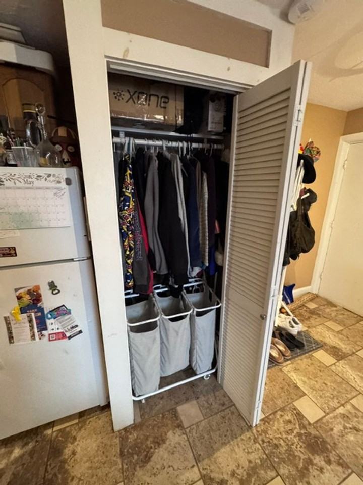 205 Kelton St - Photo 3 of 7