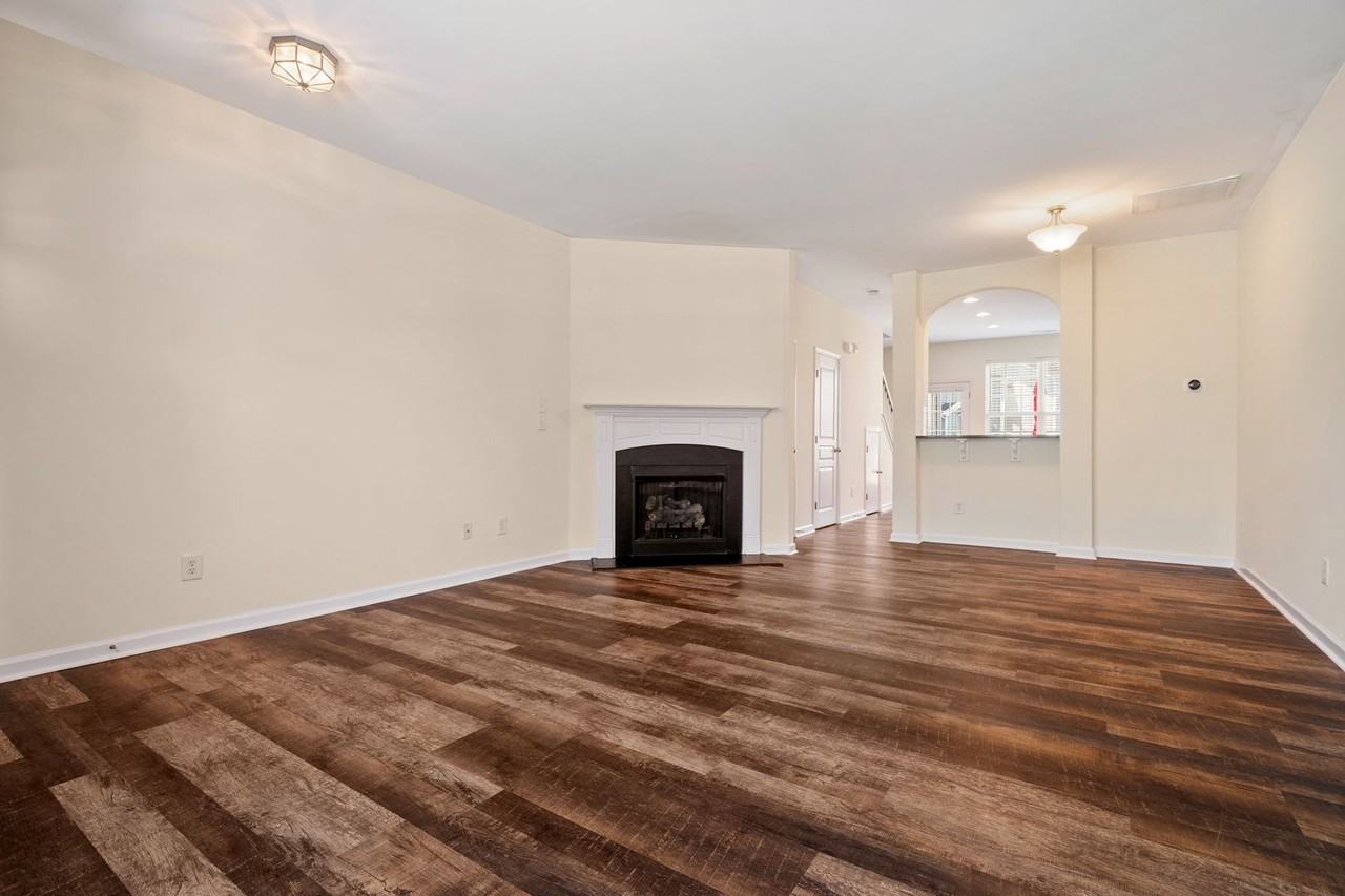 605 Cupola Dr - Photo 6 of 23