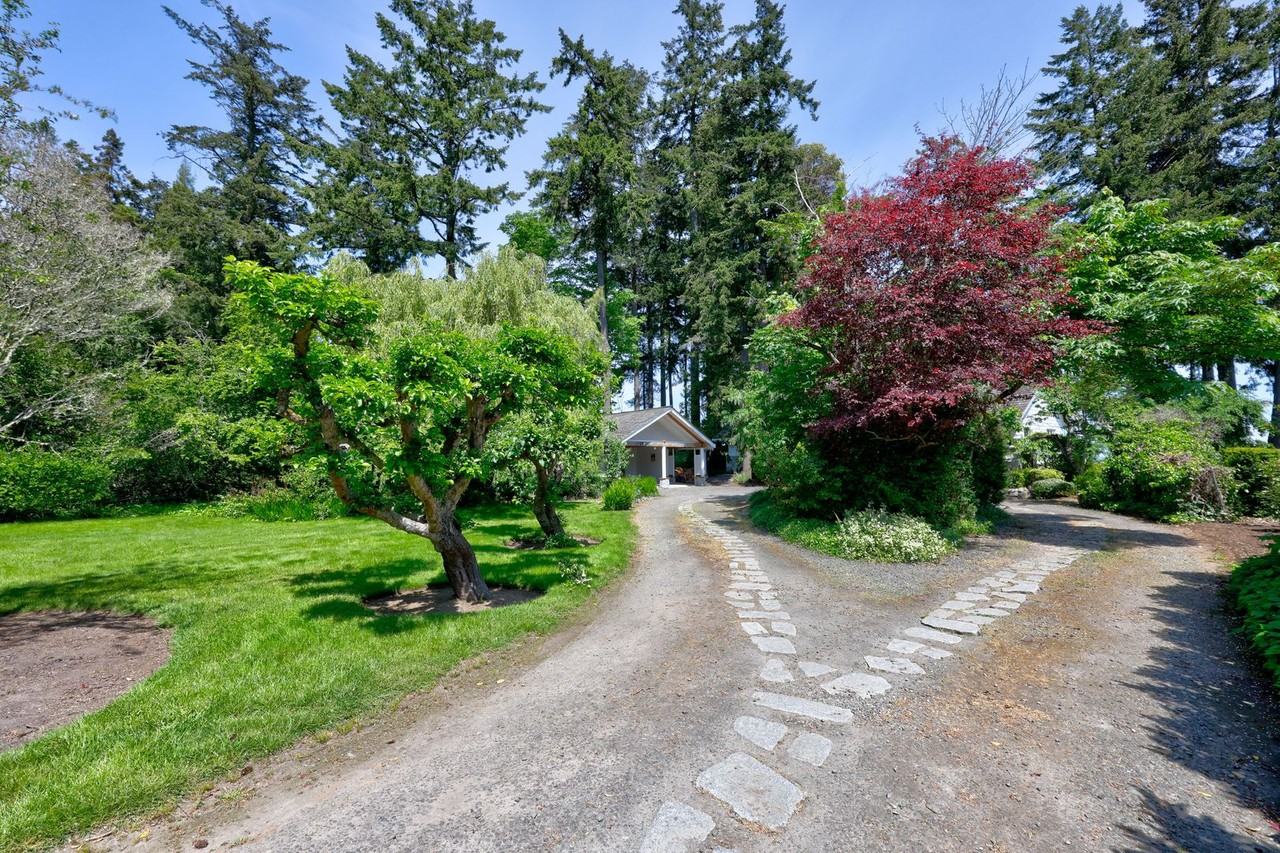 6782 Wing Point Rd Ne - Photo 6 of 50