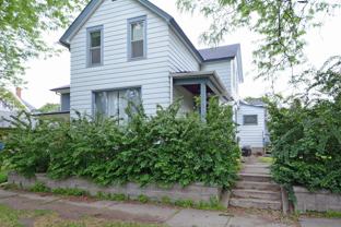 109 Delos St W - Photo 1 of 1