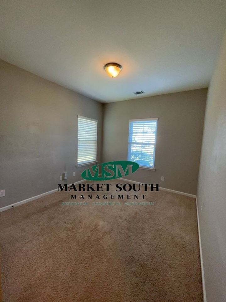 136 Waverly Way - Photo 7 of 14