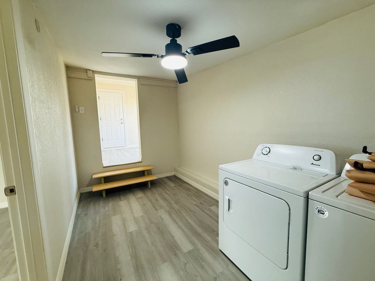 4010 Miramar Way S - Photo 5 of 26