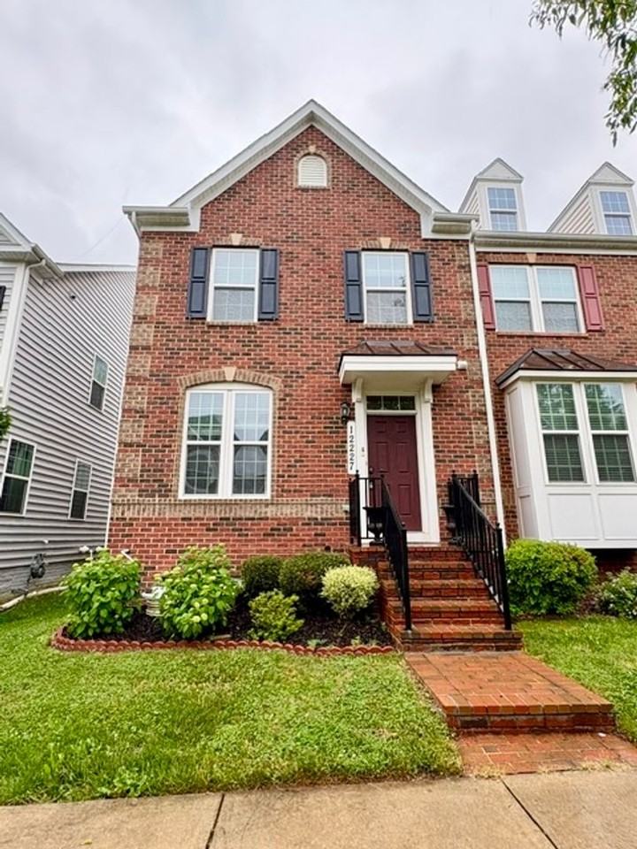 12227 Majestic Maple Dr - Photo 2 of 40