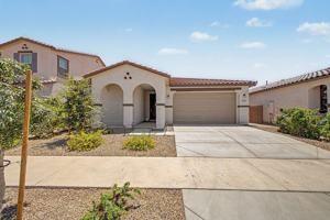 featured image of 21157 E Canary Way