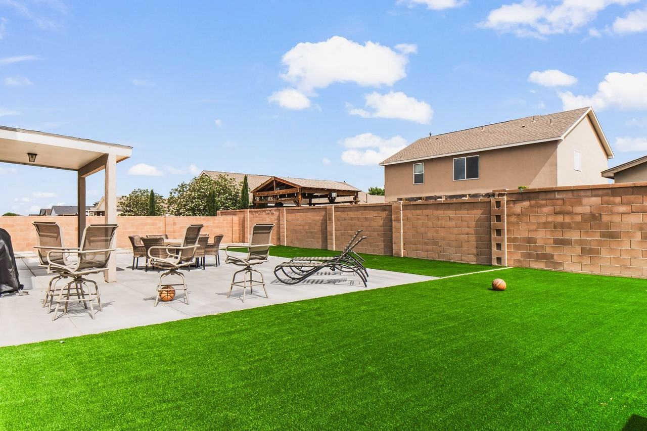 5110 W Longtail Rd - Photo 4 of 26