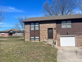 featured image of 429 429 - 431 Maple Grove Way