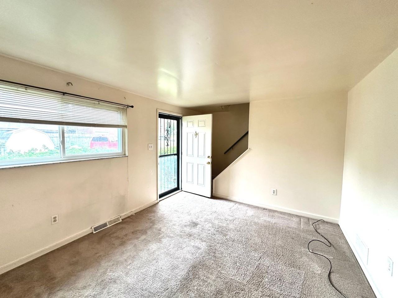 3305 W Run Rd - Photo 2 of 12