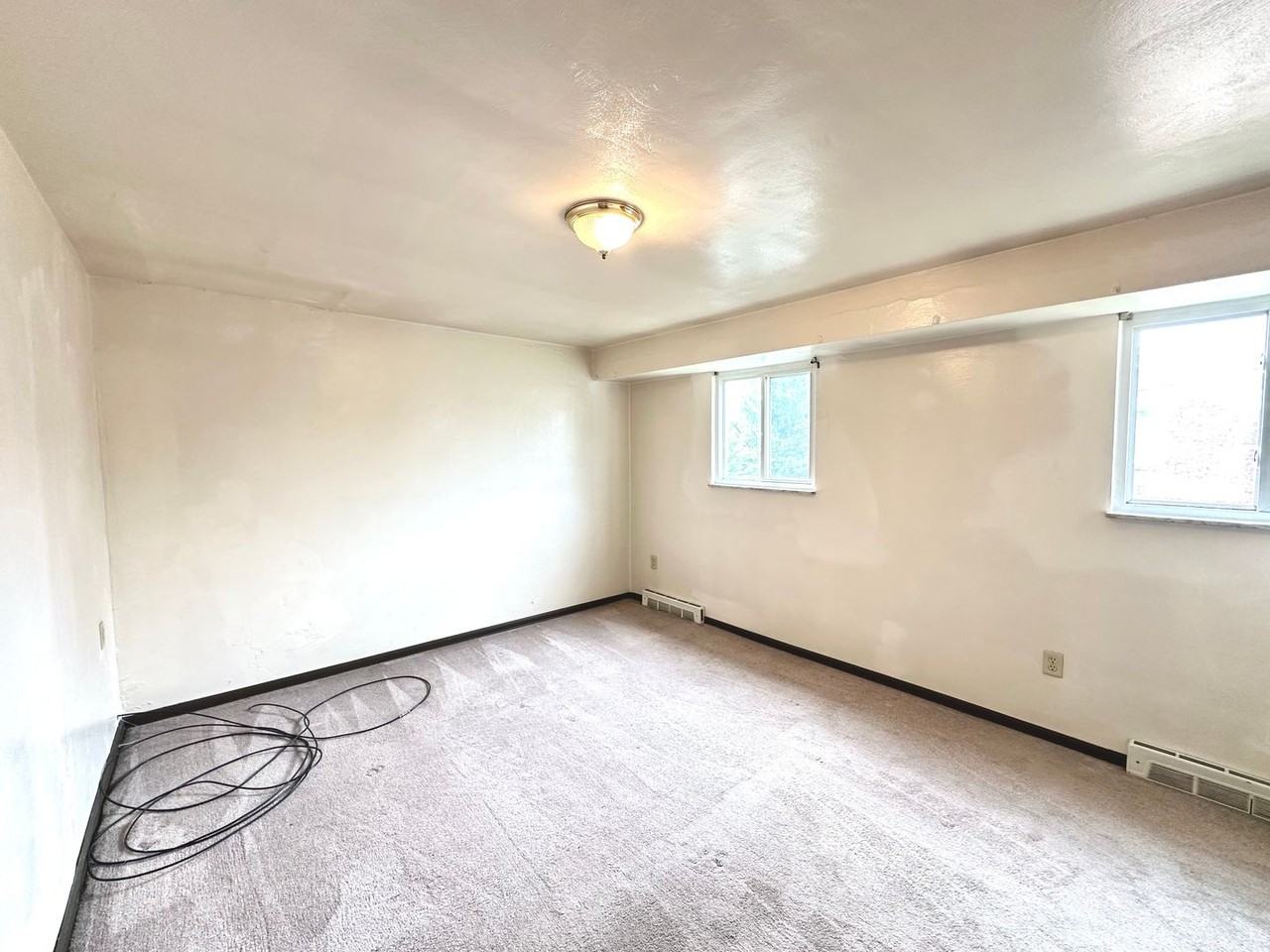 402 Brierly Ln - Photo 7 of 12