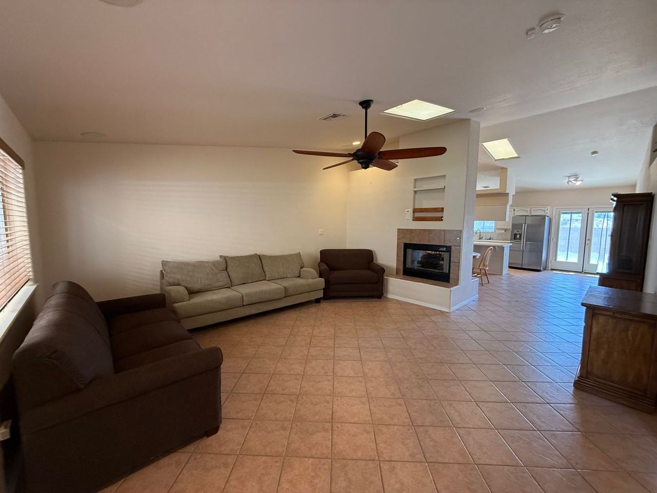 11367 S Kingman Ave - Photo 4 of 21