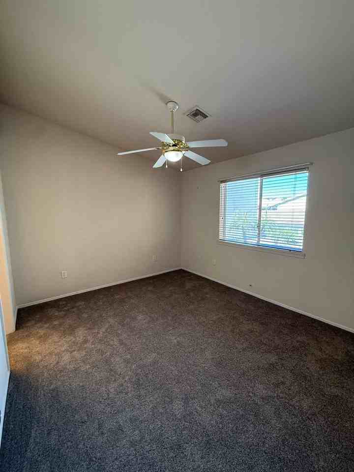 11367 S Kingman Ave - Photo 6 of 21