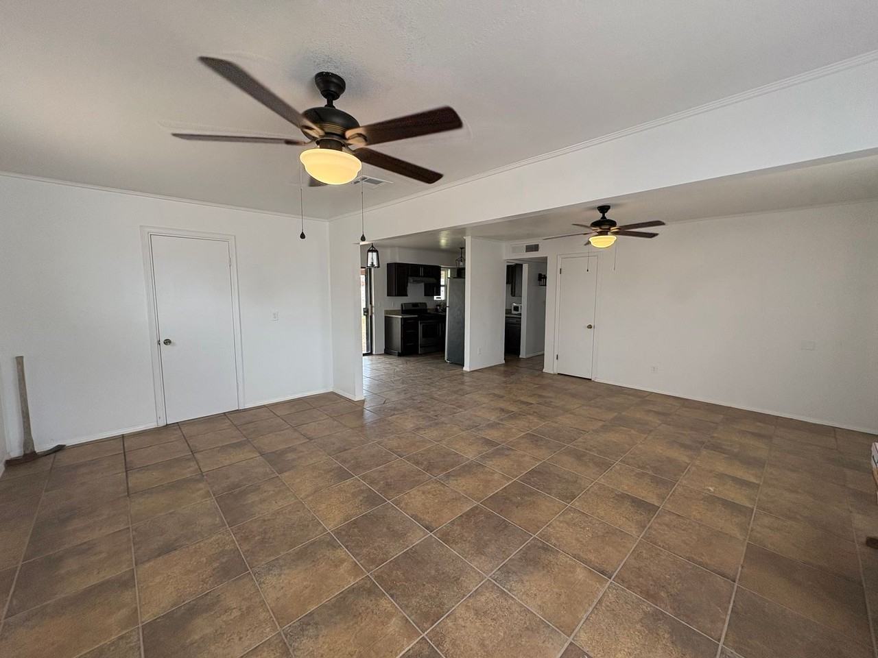 5845 Wrangler Dr - Photo 7 of 31
