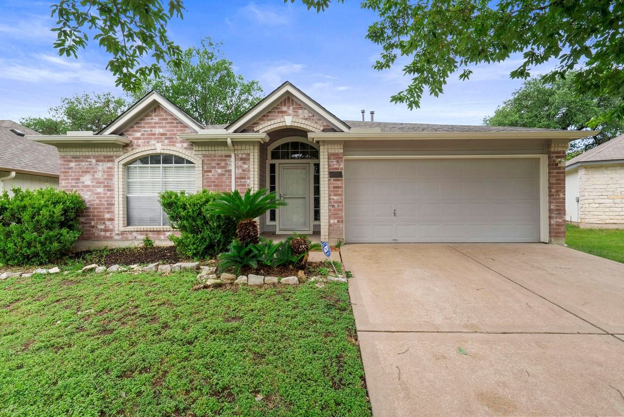 10410 Cayuse Cv - Photo 2 of 27