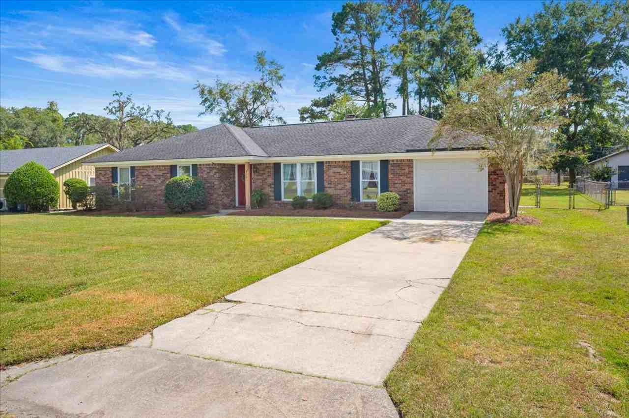 210 Pine Grove Dr - Photo 2 of 46