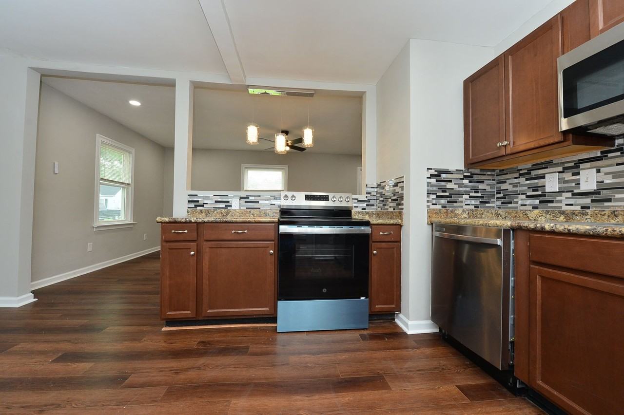 119 Jacquelyn Dr - Photo 7 of 27
