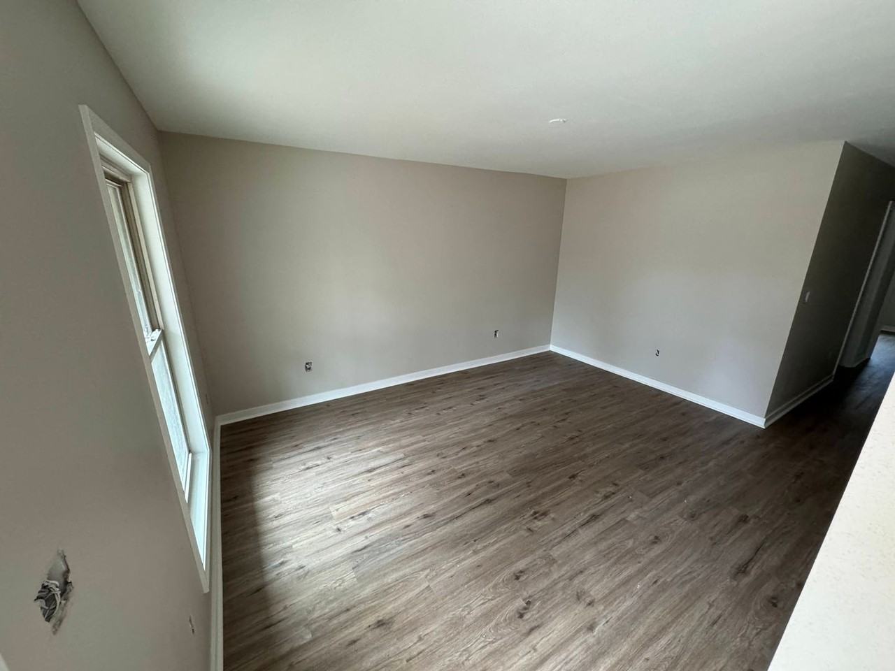 304 Mimosa Rd - Photo 3 of 18