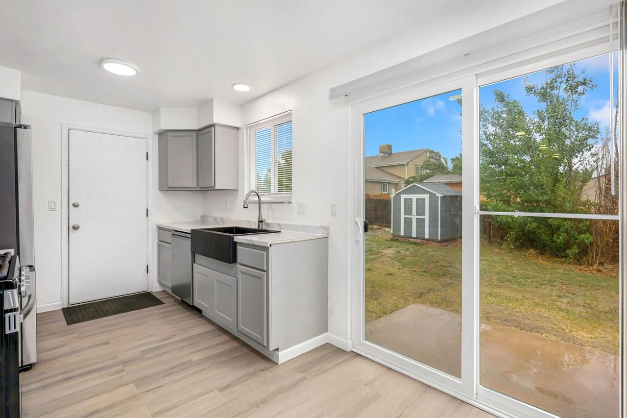 14555 E Baltic Pl - Photo 2 of 15