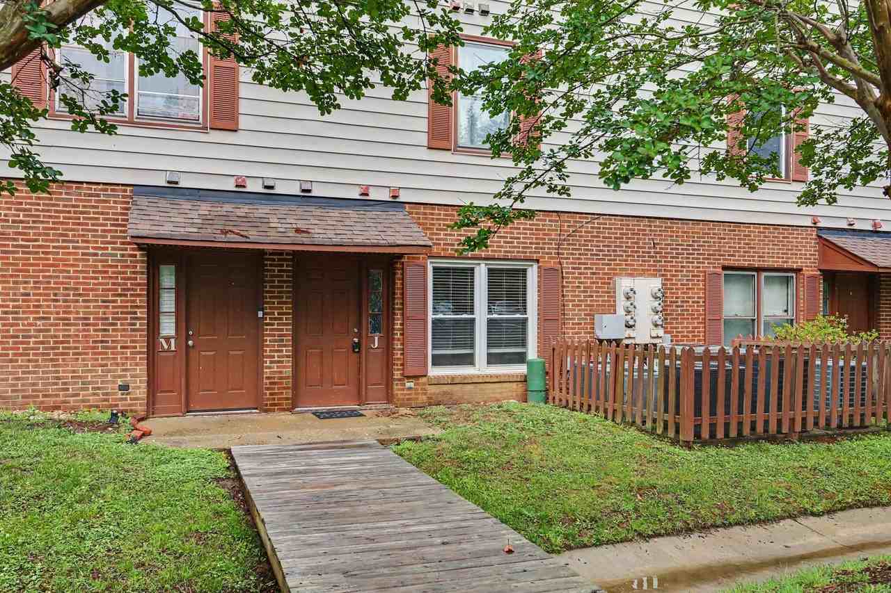 308 Patriot Ln #J - Photo 2 of 12