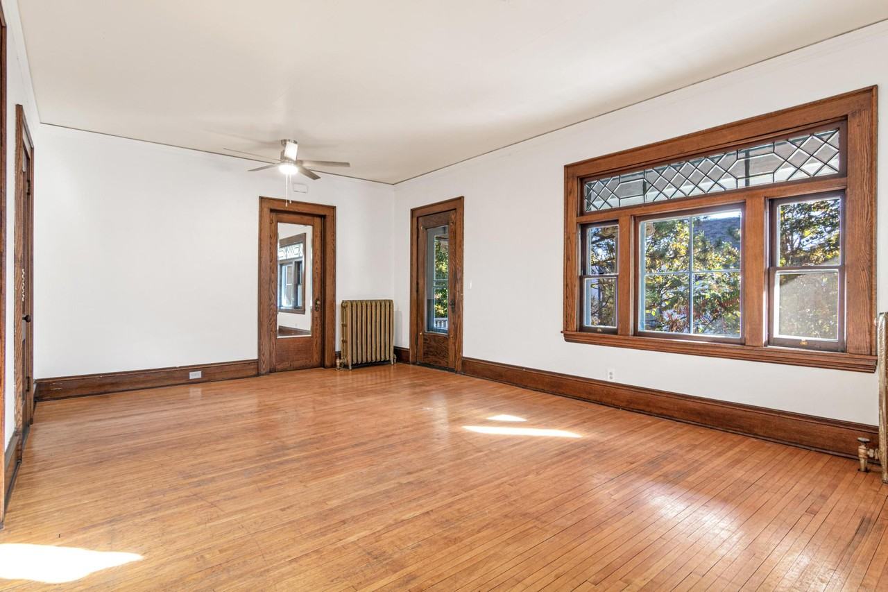 2520 Harriet Ave #2 - Photo 6 of 17
