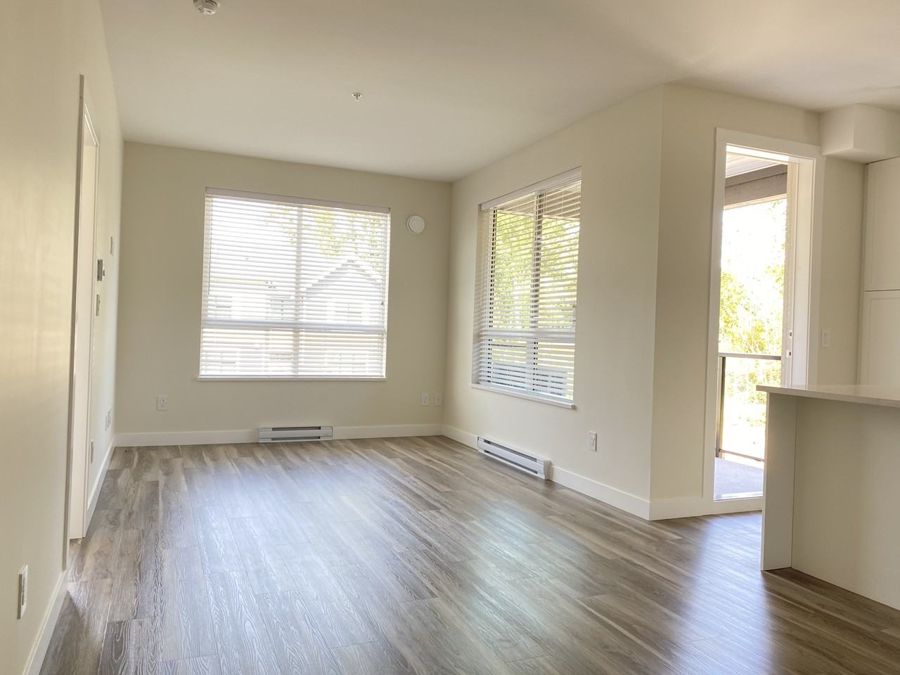 20348 73A Ave - Photo 5 of 11