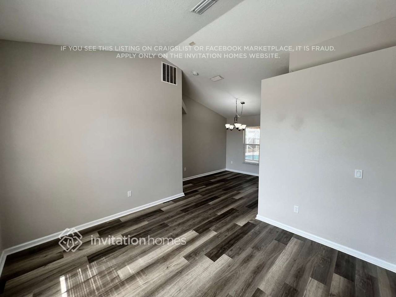 1831 Sw Renfro St - Photo 5 of 19