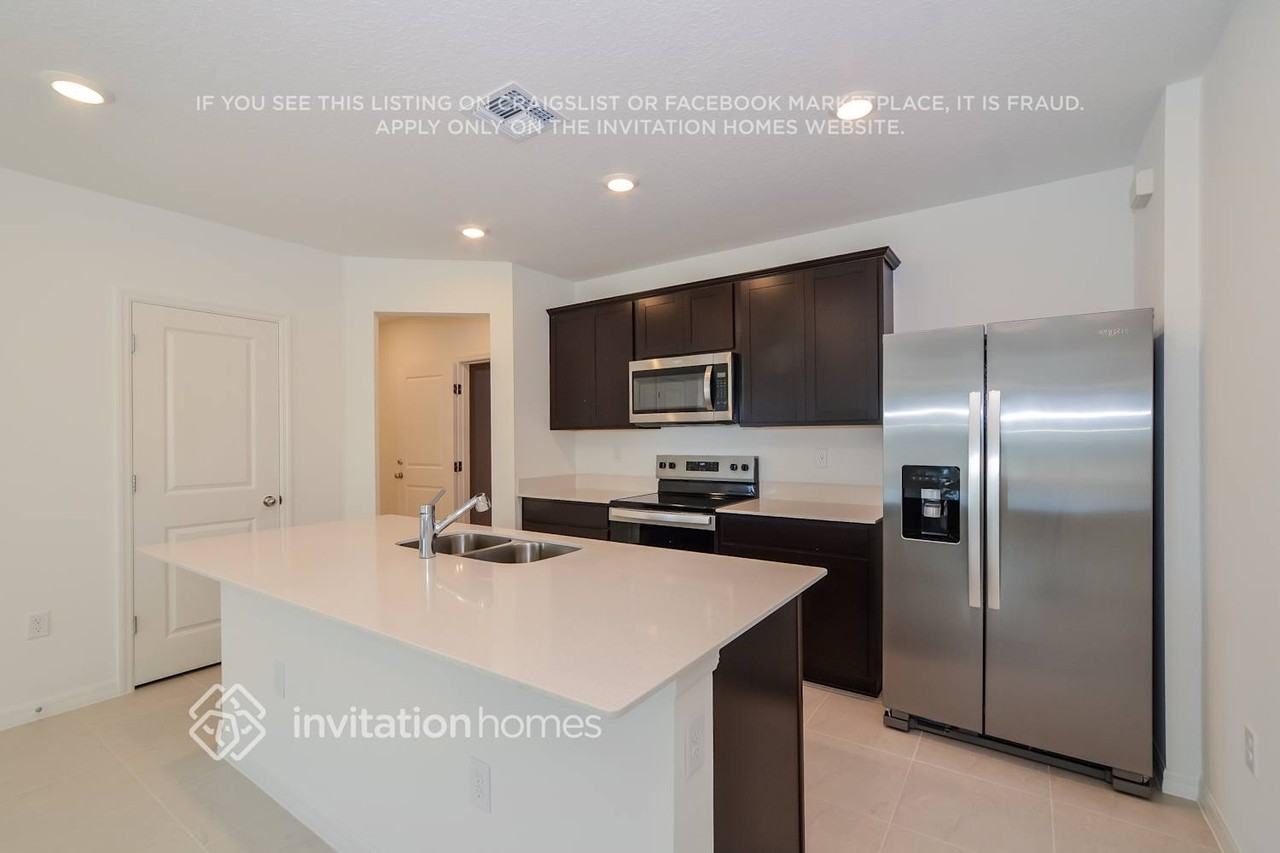 5829 Sagebrush Aly - Photo 7 of 24