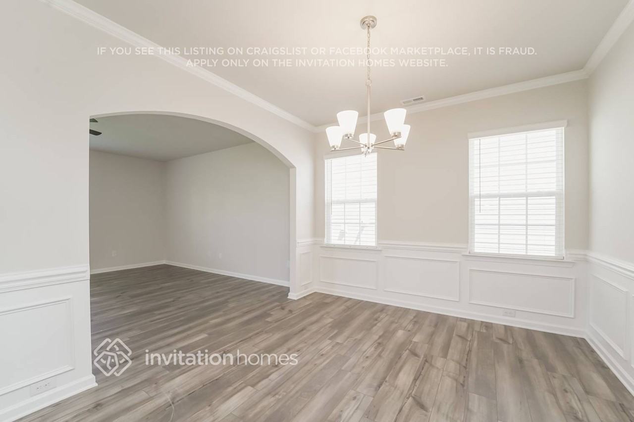 7346 Echoing Hills Ln - Photo 7 of 24