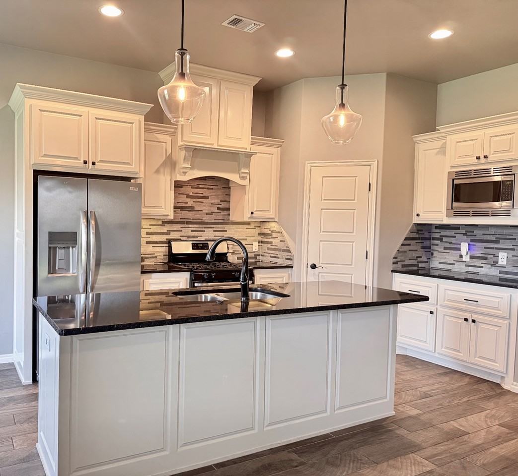 8109 Nw 160th Ter #1 - Photo 5 of 19