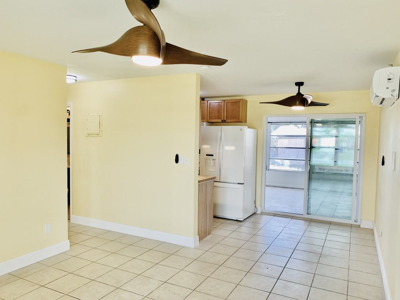 1120 Vineyard St #1 - Photo 4 of 21