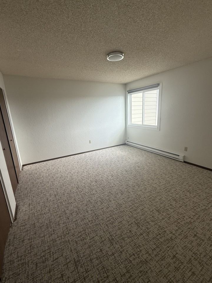 10 Almadin Ln #B - Photo 3 of 12
