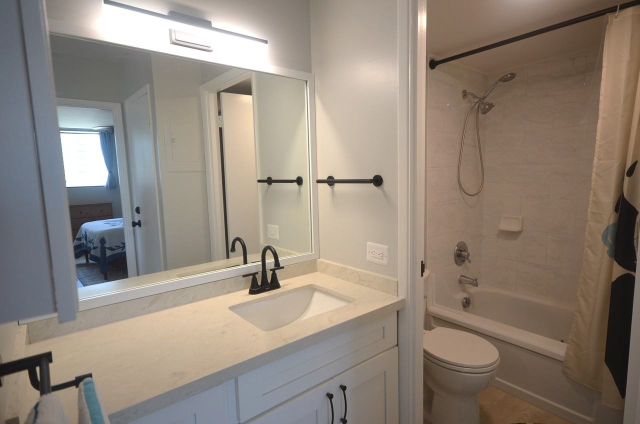 2240 Kuhio Ave #1212 - Photo 6 of 10